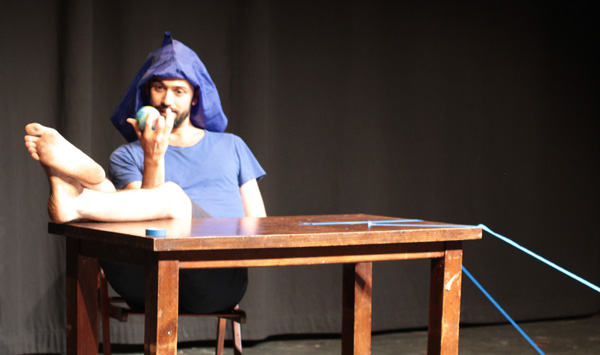 Formation 2015. Théâtre d’objet - Qui joue : l’acteur ou l’objet ?